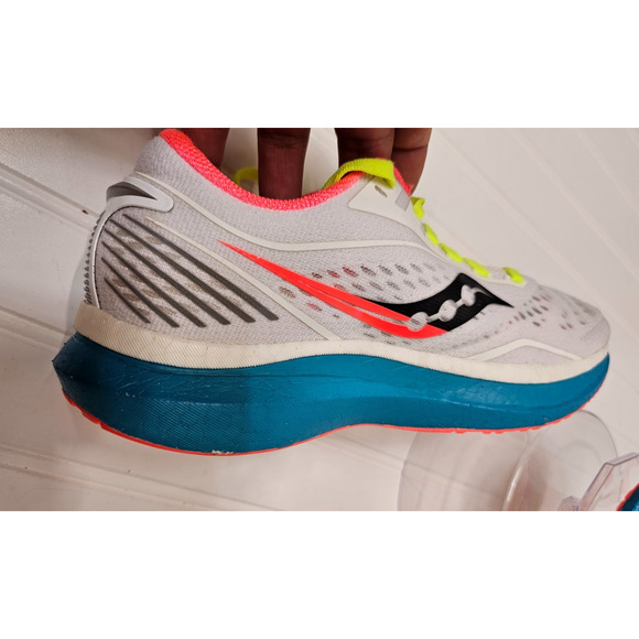 Women's Brooks Saucony Endorphin Speed Running Shoes Size 9 White and aqua - Picture 3 of 5